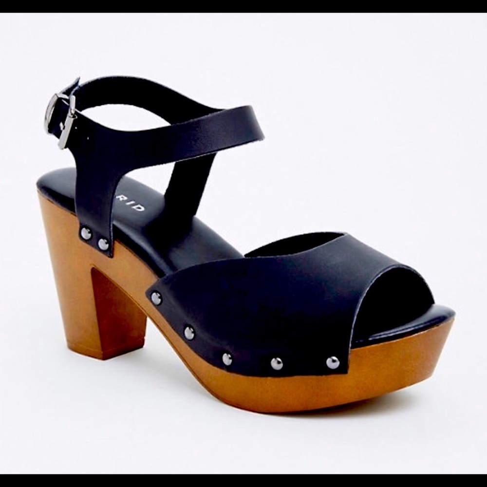 Torrid Wooden Heel Platform Sandals, Size 10